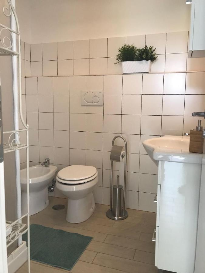 Dea Flora Home B&B Rome Bagian luar foto