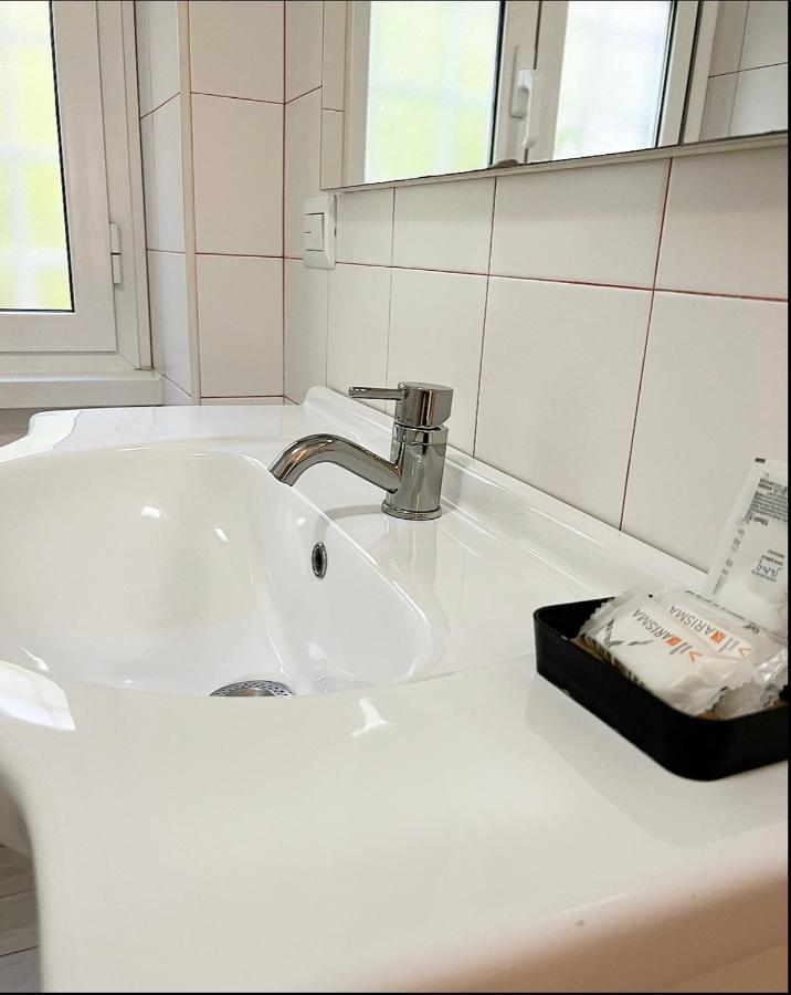 Dea Flora Home B&B Rome Bagian luar foto