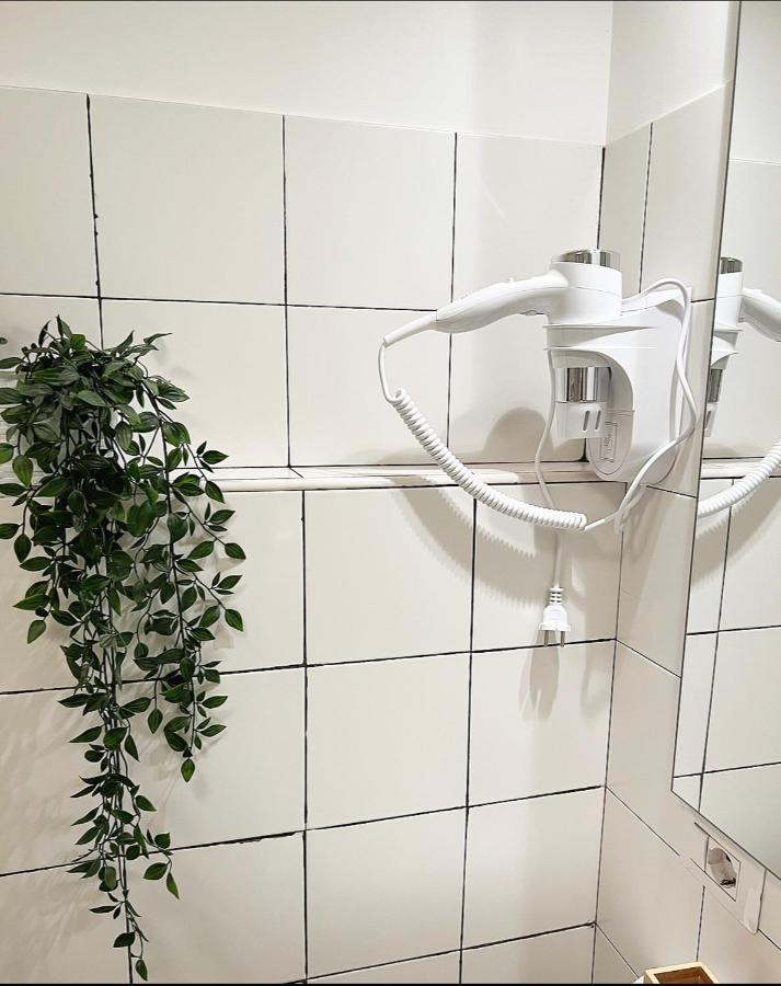 Dea Flora Home B&B Rome Bagian luar foto